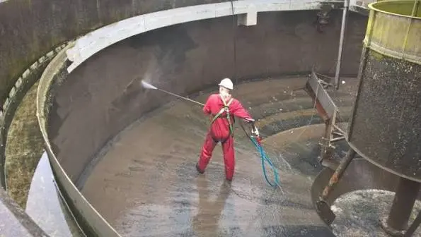 Industrial & oil tank cleaning — Service Description 4